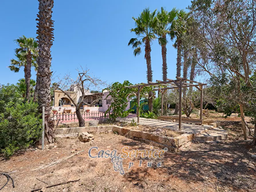 Immagine 11 di Villa in vendita  in Via conte di Torino a Racale