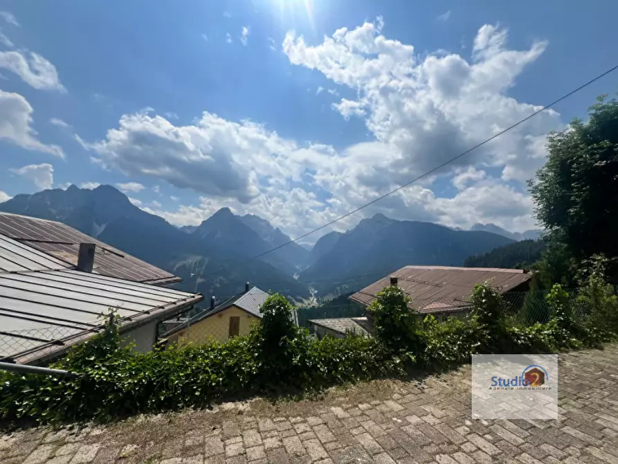 Immagine 10 di Appartamento in vendita  in Via Colonnello De Villa a San Pietro Di Cadore