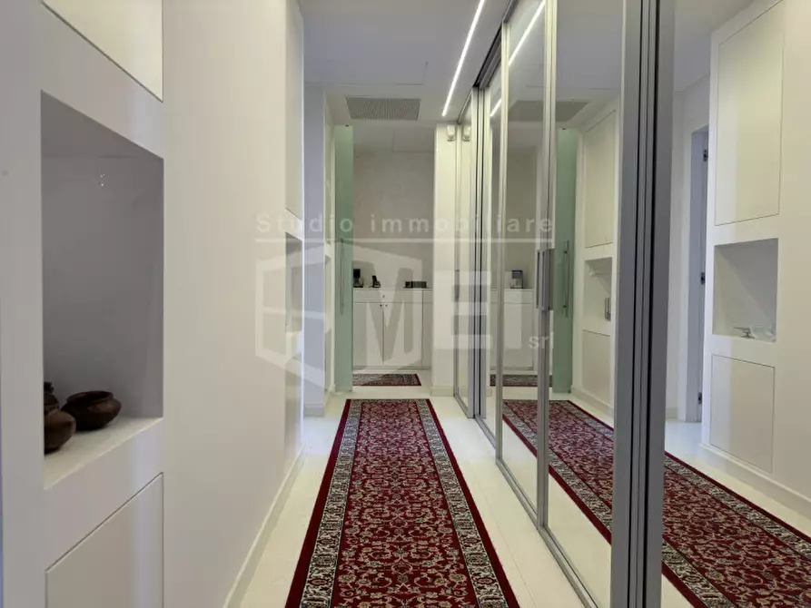 Immagine 10 di Appartamento in vendita  in viale di Antignano a Livorno