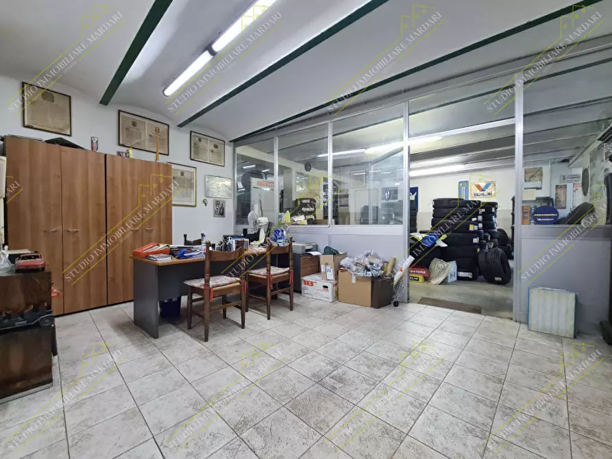 Immagine 8 di Capannone industriale in vendita  in Via Emilia Est a Modena