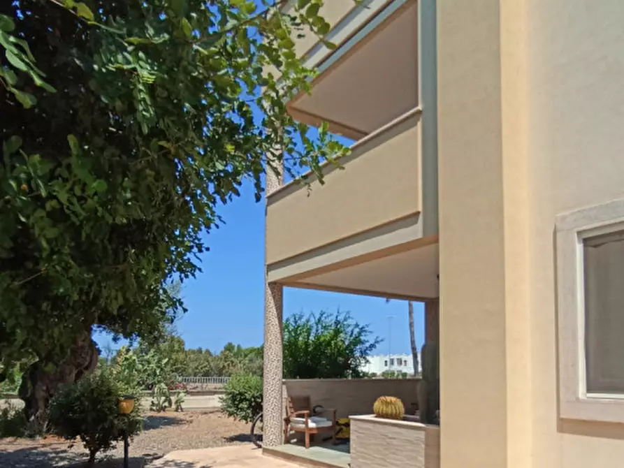 Immagine 8 di Villa in vendita  in CASAV a Fasano