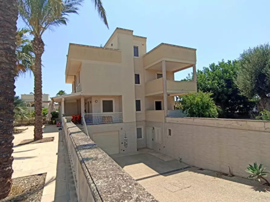 Immagine 11 di Villa in vendita  in CASAV a Fasano