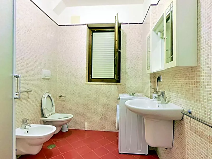 Immagine 60 di Villa in vendita  in CASAV a Fasano