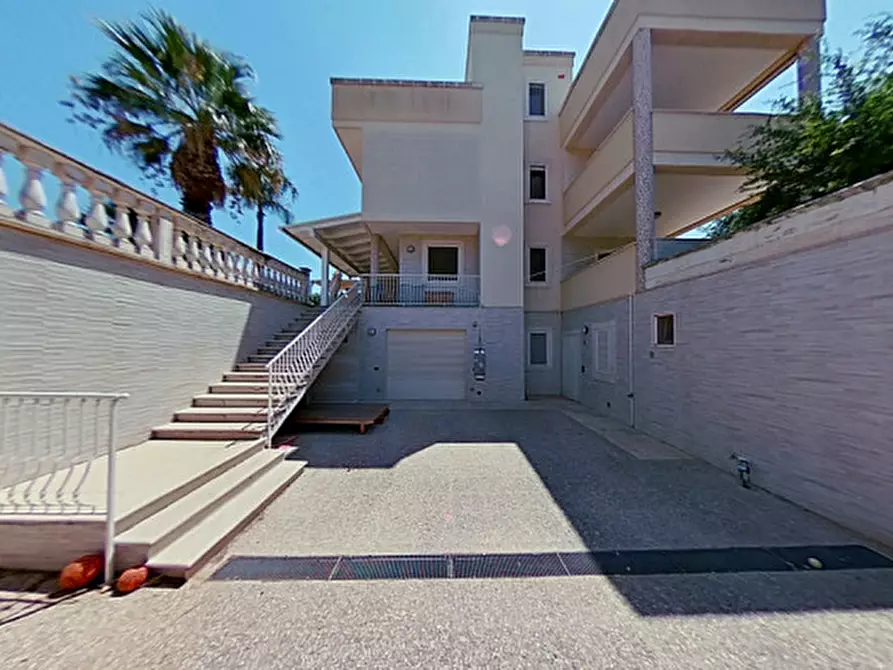 Immagine 62 di Villa in vendita  in CASAV a Fasano