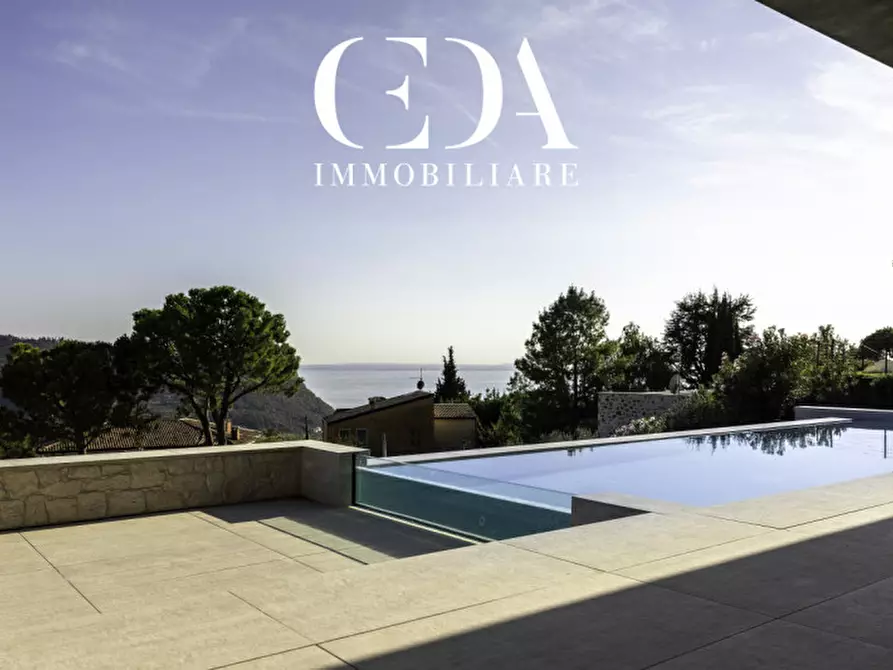 Immagine 12 di Villa in vendita  in via villaggio oliveto a Costermano sul Garda