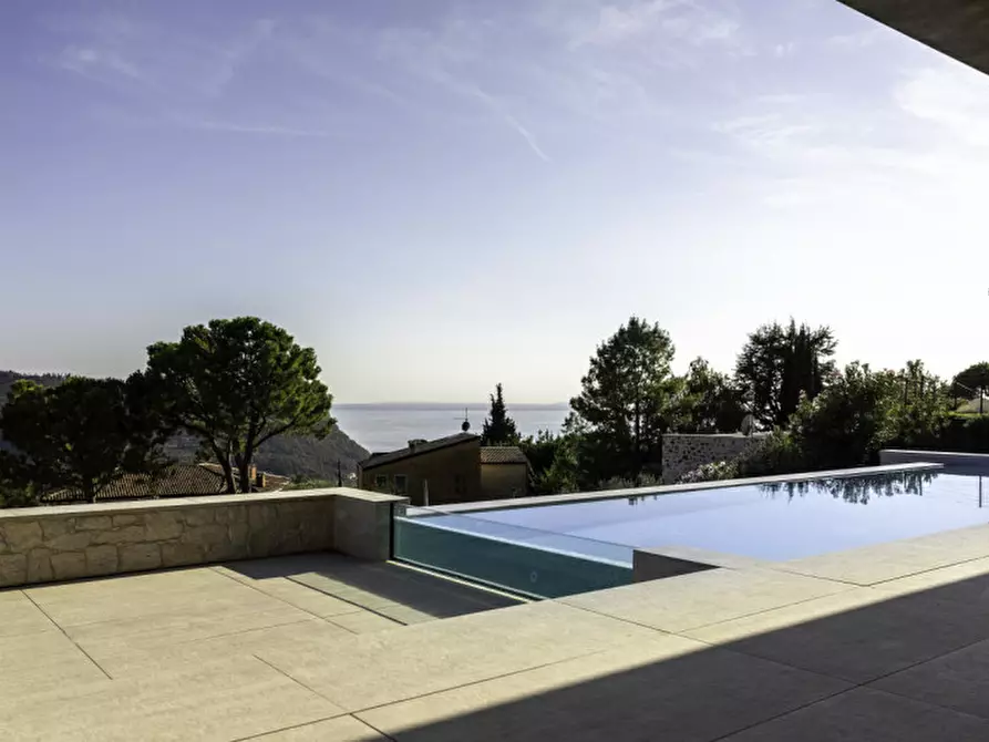 Immagine 15 di Villa in vendita  in via villaggio oliveto a Costermano sul Garda
