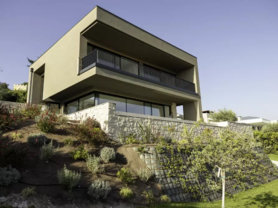 Immagine 30 di Villa in vendita  in via villaggio oliveto a Costermano sul Garda