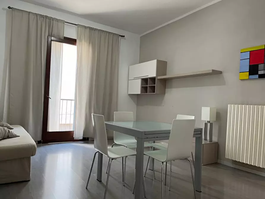 Immagine 2 di Appartamento in affitto  a Rovigo