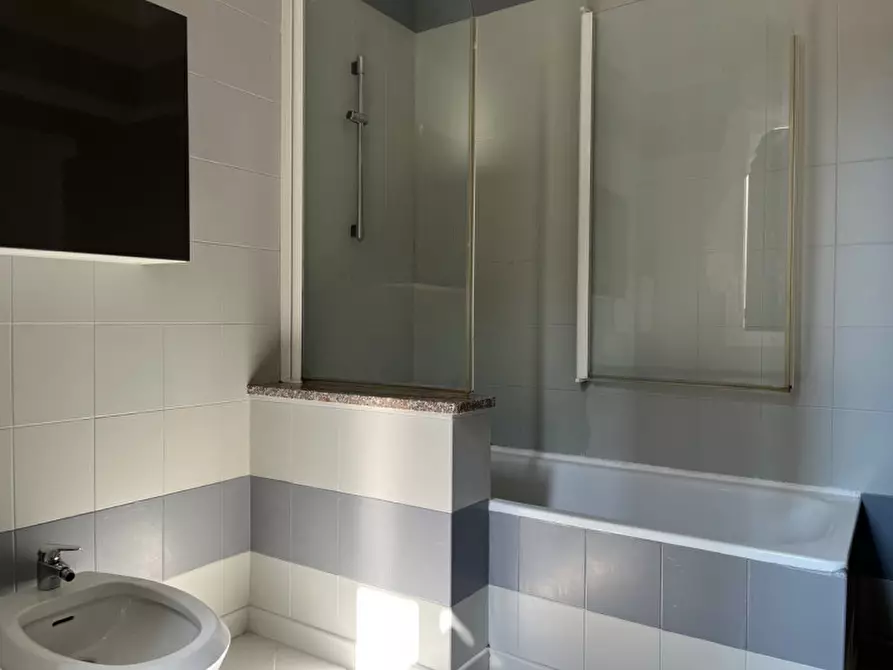 Immagine 13 di Appartamento in affitto  a Rovigo