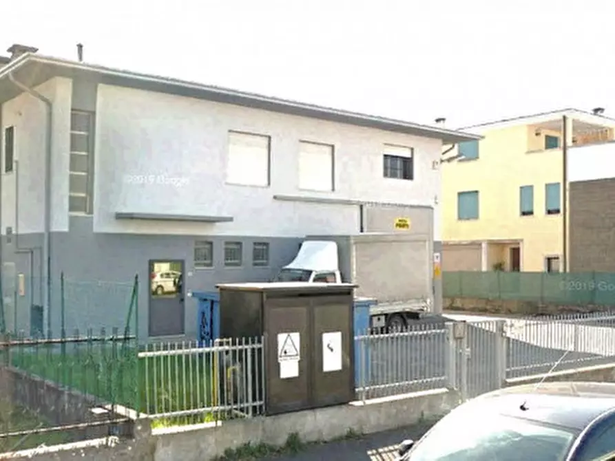 Immagine 1 di Capannone industriale in vendita  in via avogadro a Rubano