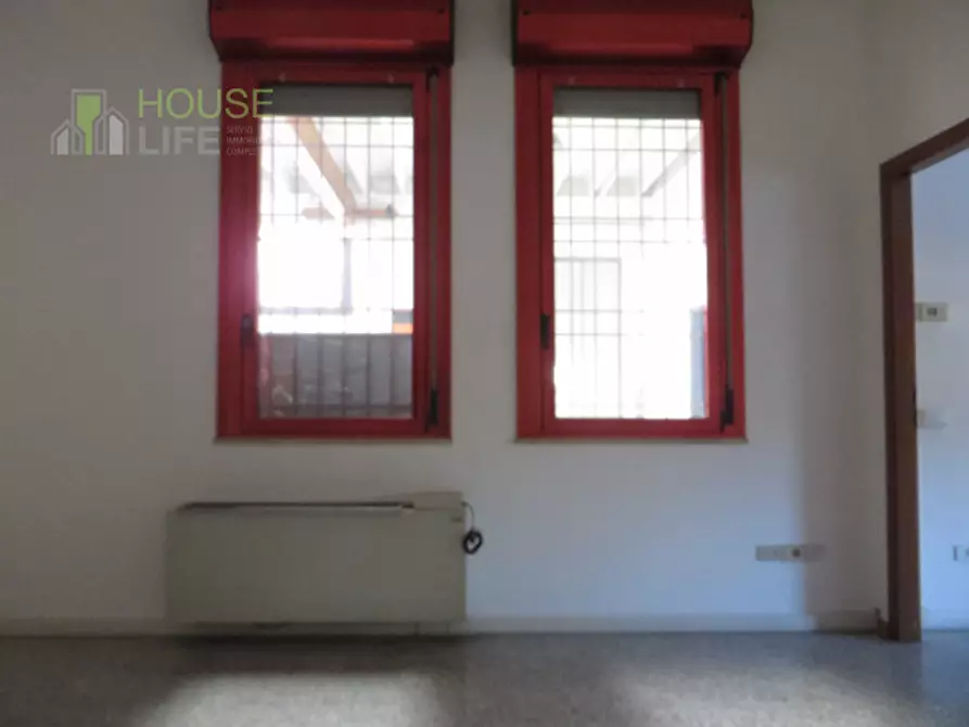 Immagine 16 di Capannone industriale in affitto  in via liguria a Schio