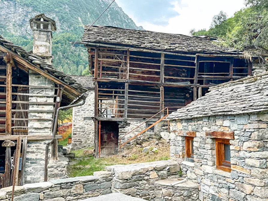 Immagine 3 di Rustico / casale in vendita  in Goreto a Alagna Valsesia