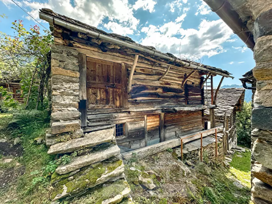 Immagine 9 di Rustico / casale in vendita  in Goreto a Alagna Valsesia