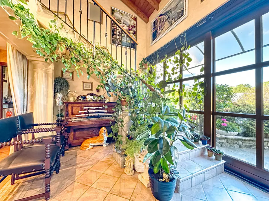 Immagine 11 di Villa in vendita  in Via Barro 93 a Invorio