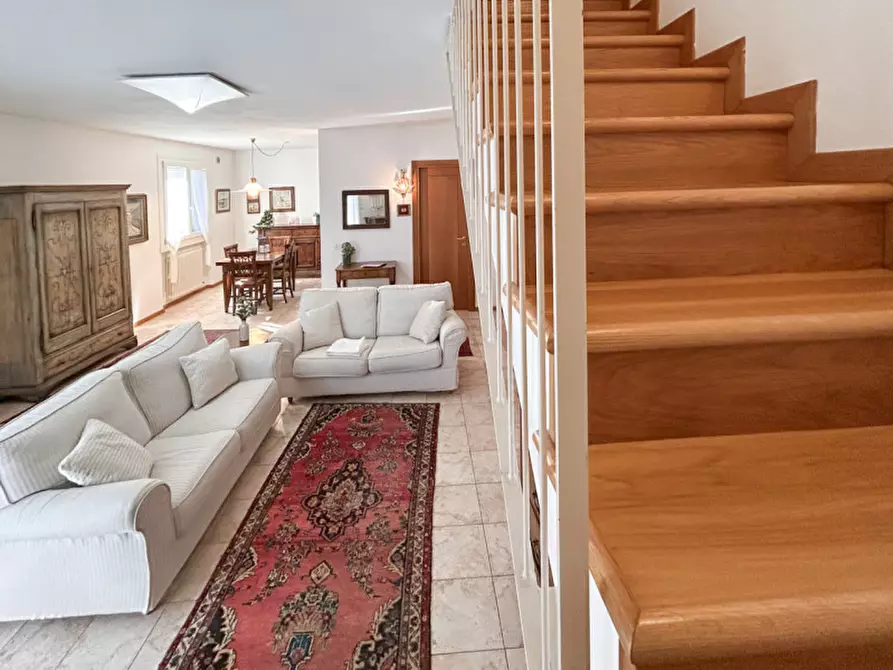 Immagine 4 di Appartamento in vendita  in Via Cà Morel a Costermano sul Garda