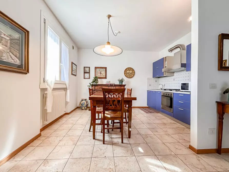 Immagine 8 di Appartamento in vendita  in Via Cà Morel a Costermano sul Garda