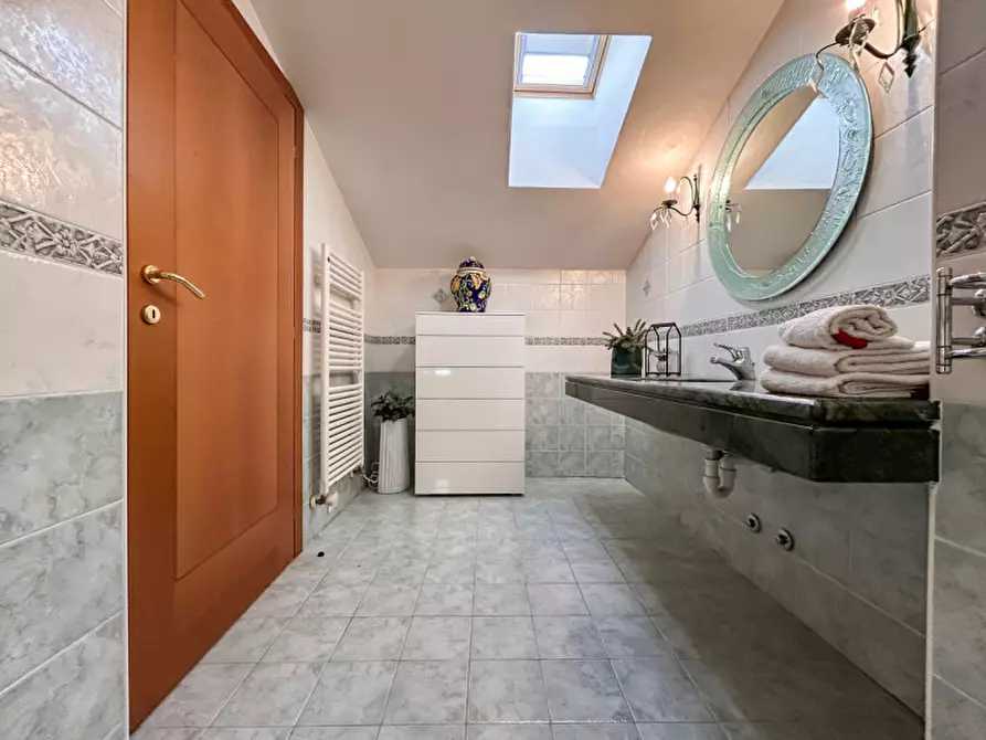 Immagine 36 di Appartamento in vendita  in Via Cà Morel a Costermano sul Garda