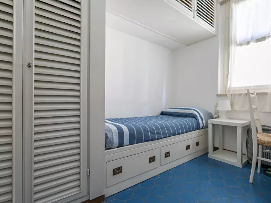 Immagine 35 di Villa in vendita  in Via Dante Alighieri 241 a Riccione