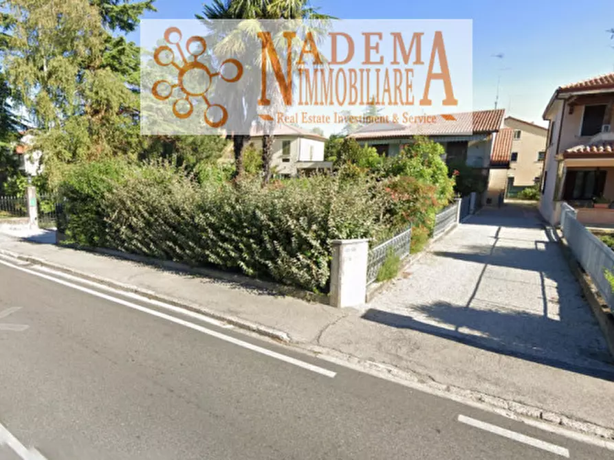 Immagine 1 di Casa bifamiliare in vendita  in VIA ROMA 123 a Salgareda