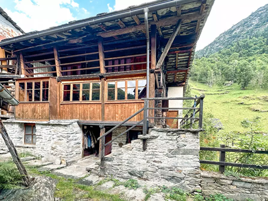 Immagine 1 di Casa indipendente in vendita  in frazione Pedemonte a Alagna Valsesia