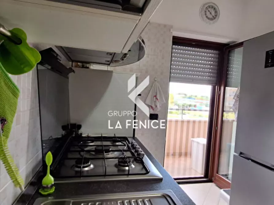 Immagine 23 di Appartamento in vendita  in via Carlo III di Borbone a Locorotondo