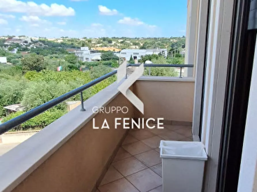 Immagine 26 di Appartamento in vendita  in via Carlo III di Borbone a Locorotondo