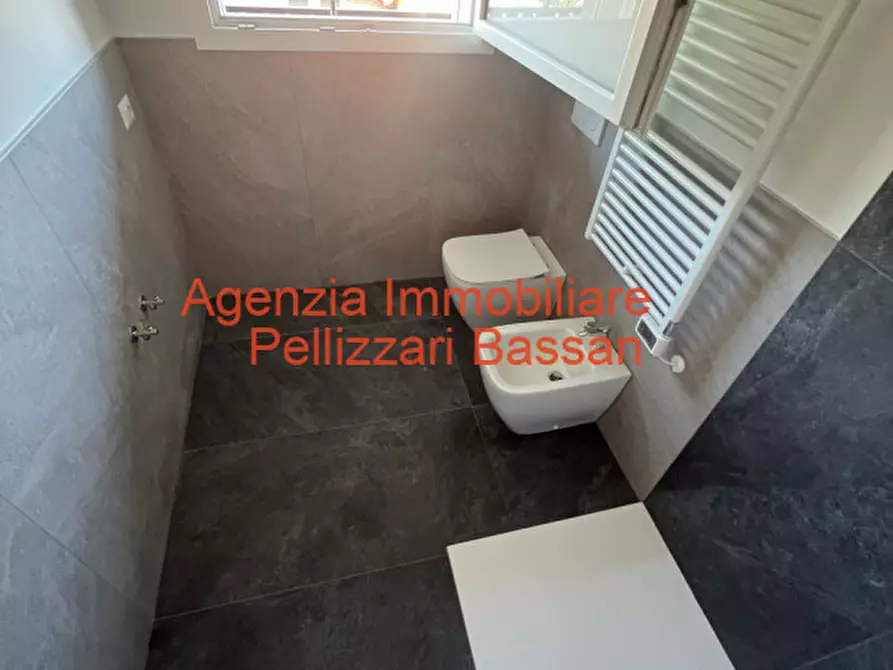 Immagine 13 di Appartamento in vendita  a Spresiano