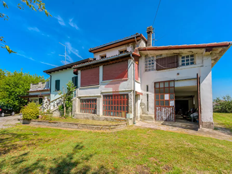 Immagine 1 di Casa bifamiliare in vendita  in strada per paroletta 126 a Fontanellato