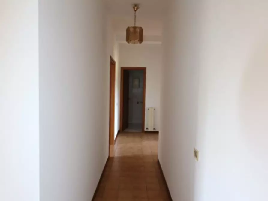 Immagine 11 di Appartamento in vendita  in Via Siena a Montevarchi