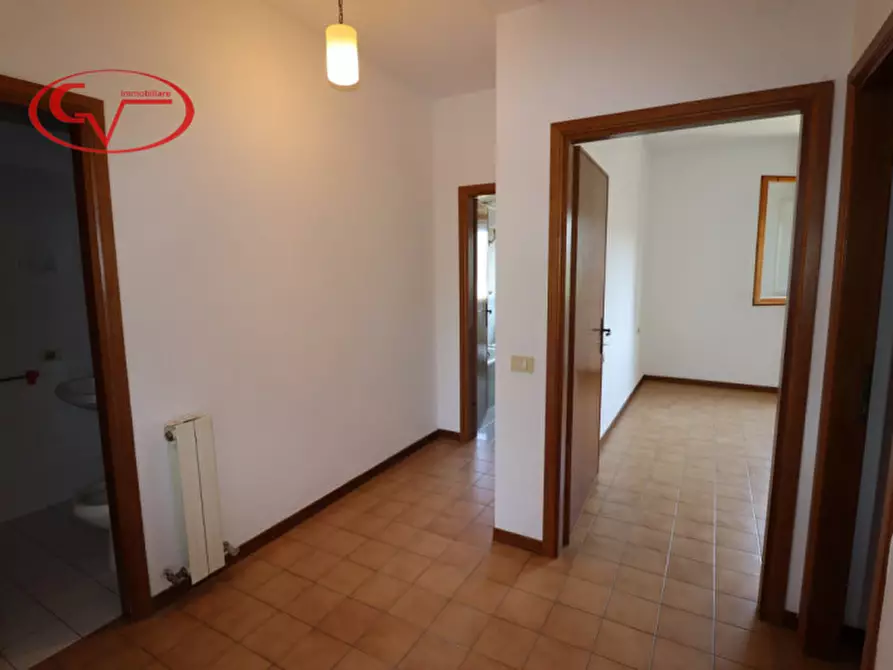 Immagine 12 di Appartamento in vendita  in Via Siena a Montevarchi