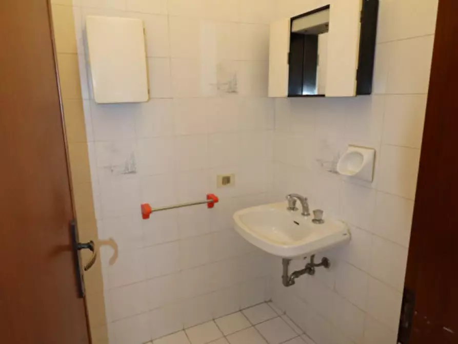 Immagine 20 di Appartamento in vendita  in Via Siena a Montevarchi