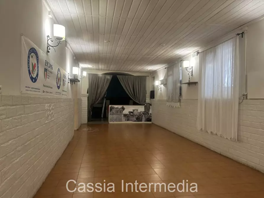 Immagine 8 di Negozio in vendita  in Via Termo Larte 96 a Nepi