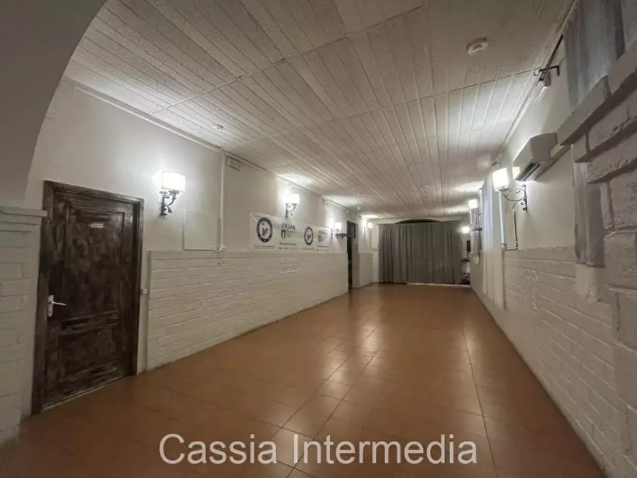 Immagine 10 di Negozio in vendita  in Via Termo Larte 96 a Nepi