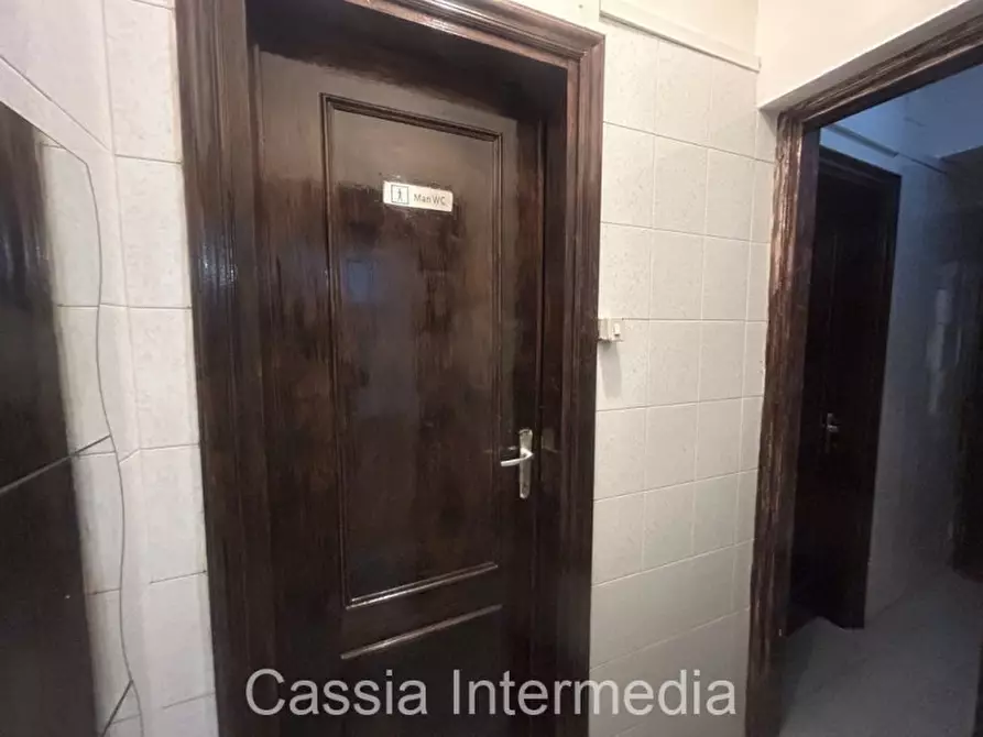 Immagine 12 di Negozio in vendita  in Via Termo Larte 96 a Nepi