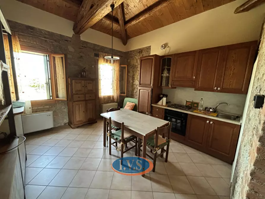 Immagine 3 di Appartamento in vendita  in PIAZZA LIBERAZIONE  N. 5 a Vo