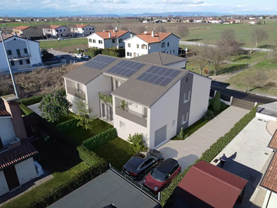 Immagine 9 di Casa trifamiliare in vendita  in VIA SAN LUIGI ORIONE a Borgo Veneto