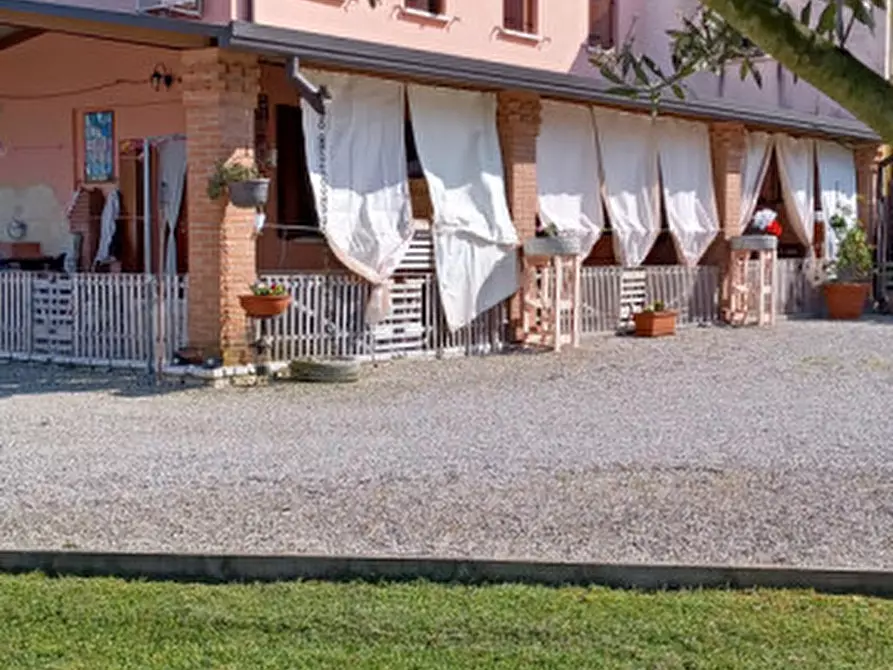 Immagine 3 di Rustico / casale in vendita  a Trecenta