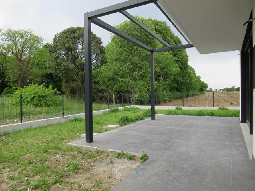 Immagine 2 di Casa bifamiliare in vendita  a Villorba