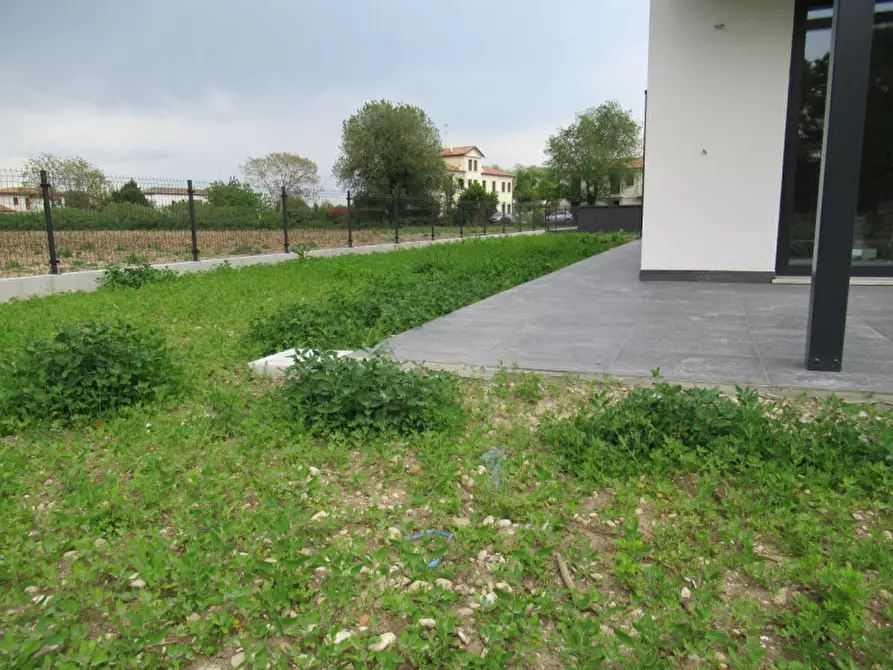 Immagine 6 di Casa bifamiliare in vendita  a Villorba