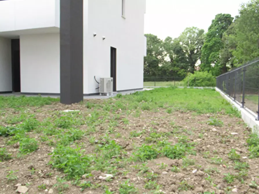 Immagine 9 di Casa bifamiliare in vendita  a Villorba
