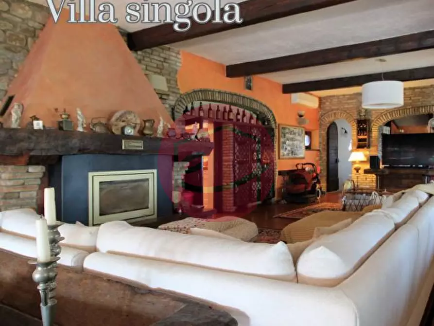 Immagine 2 di Bed & Breakfast in vendita  in via f.lli cervi 1 a Poggio Torriana