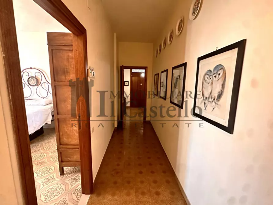 Immagine 6 di Appartamento in vendita  in Via Renato Fressoia a Castiglione Del Lago