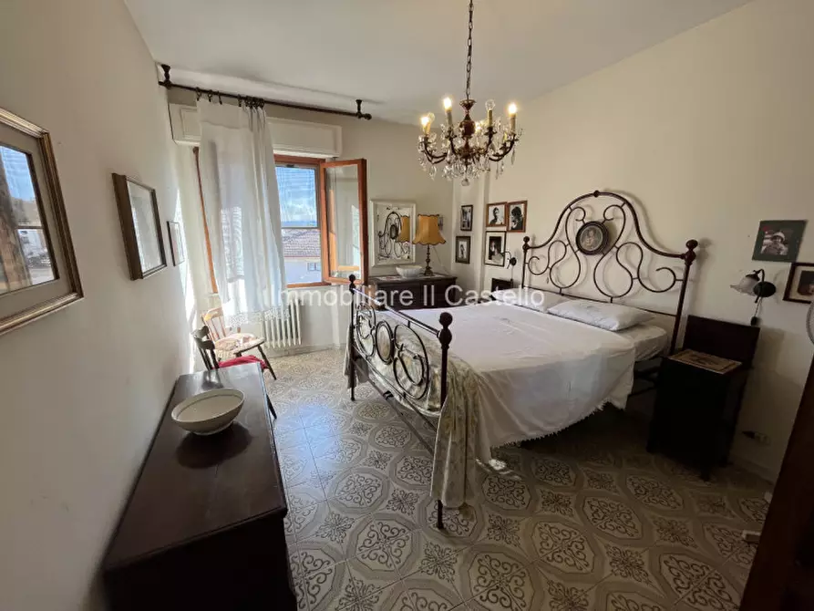 Immagine 17 di Appartamento in vendita  in Via Renato Fressoia a Castiglione Del Lago