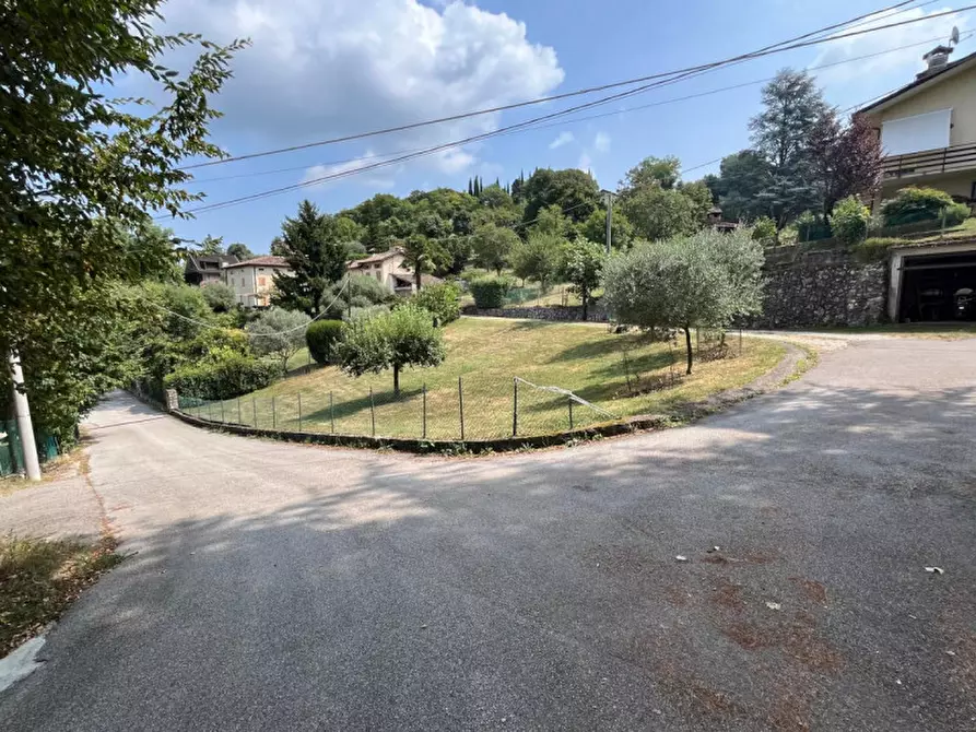 Immagine 7 di Terreno in vendita  in Via Manasse, 30 a Arcugnano