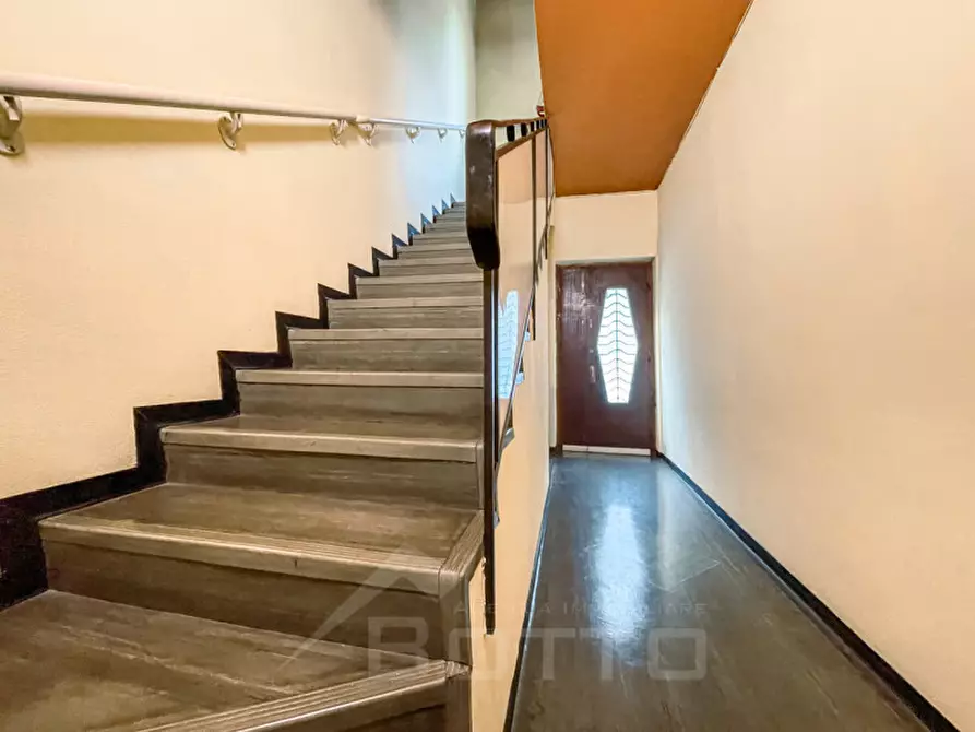 Immagine 24 di Casa indipendente in vendita  in Via Omegna 16 a Arola