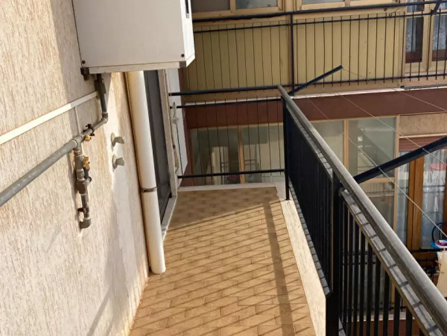 Immagine 11 di Appartamento in vendita  a Ceglie Messapico