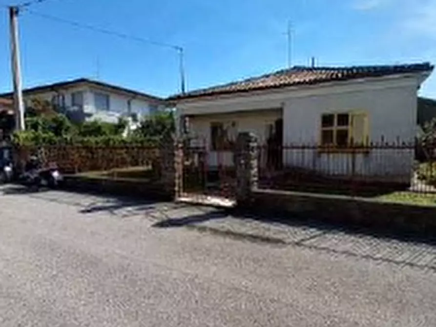 Immagine 1 di Appartamento in vendita  in VIA PIAVE 7 a Creazzo