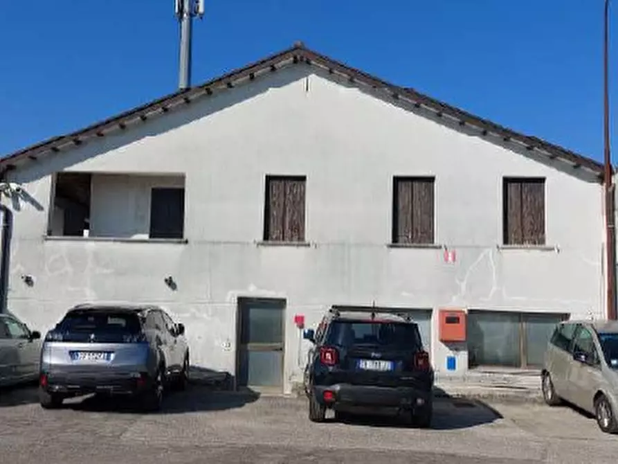 Immagine 1 di Appartamento in vendita  in Via Malcontenta, 28 a Venezia