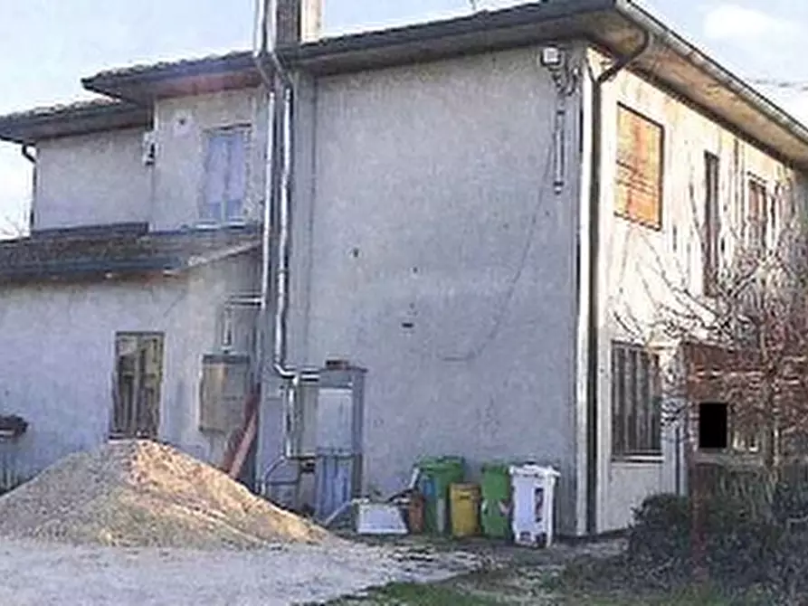 Immagine 1 di Casa indipendente in vendita  in VIA SELVA 66 a Crespino