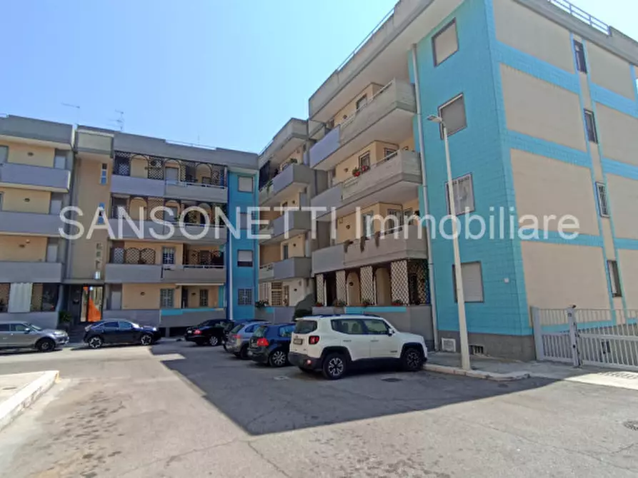 Immagine 2 di Appartamento in vendita  in via Scelba a Fasano